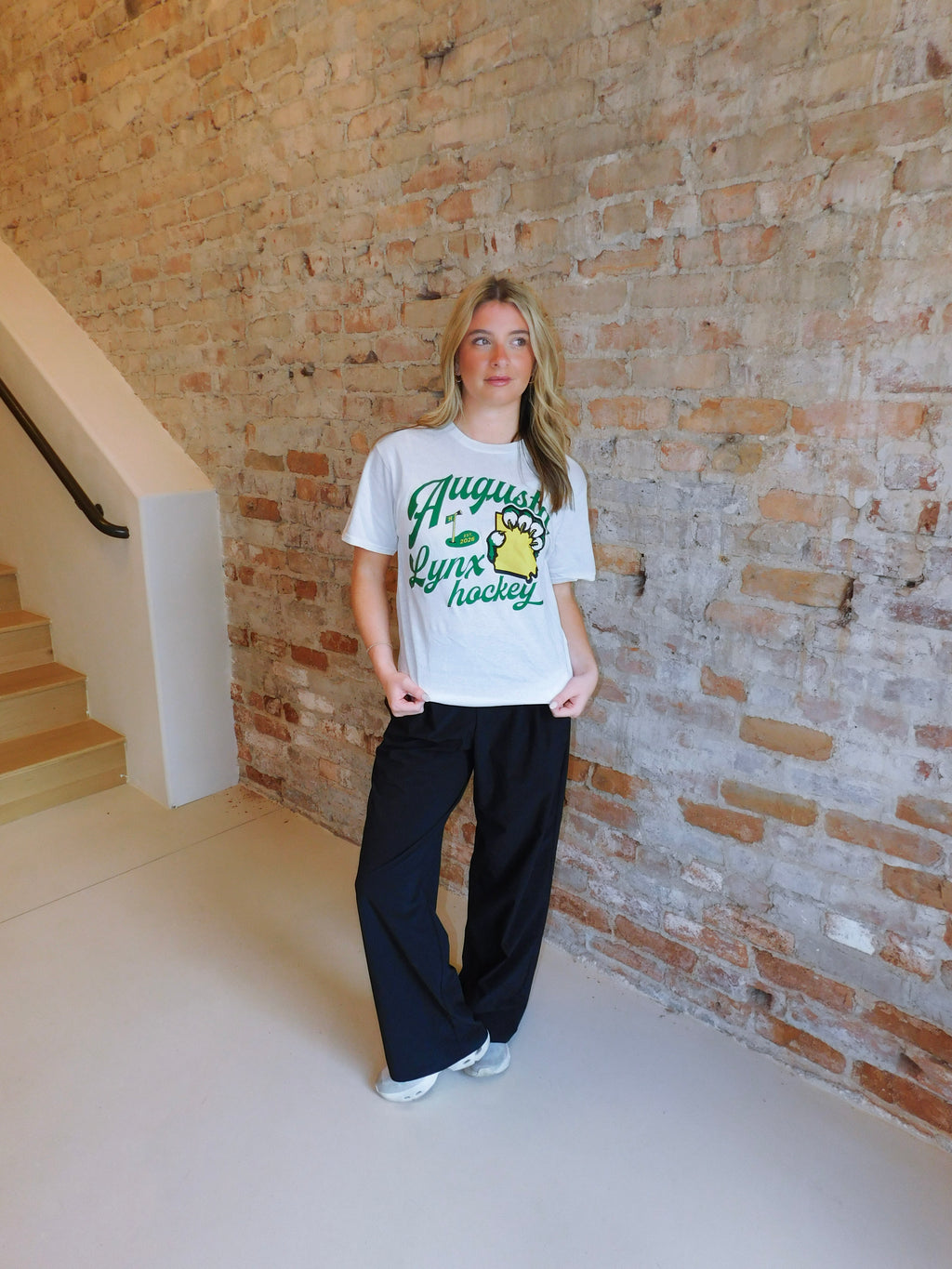 Lynx White Putting Green Tee